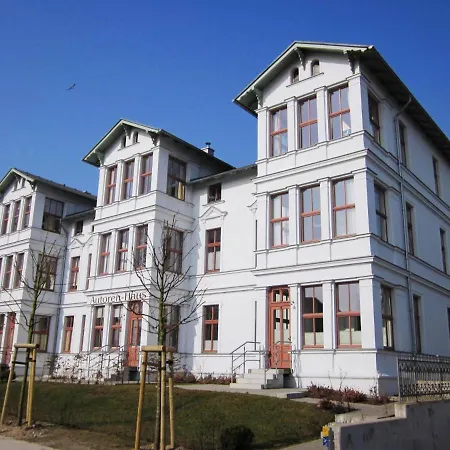 アパート Luxus-fewo Mit 2 Baedern, Kamin, 2 Stellplaetzen *